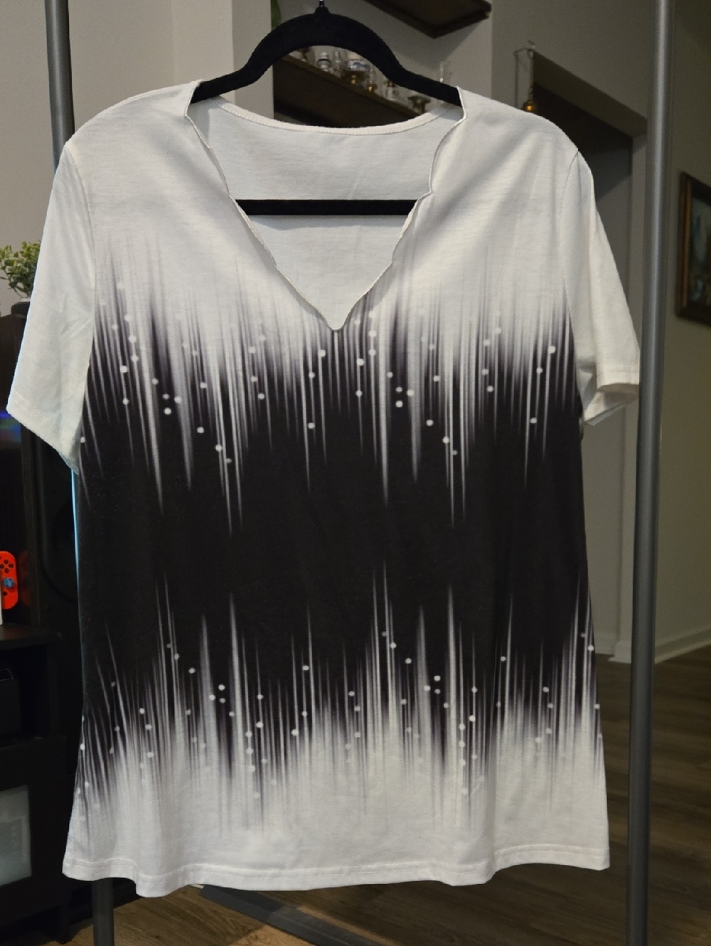 SHEIN Black & White Short Sleeve Top
